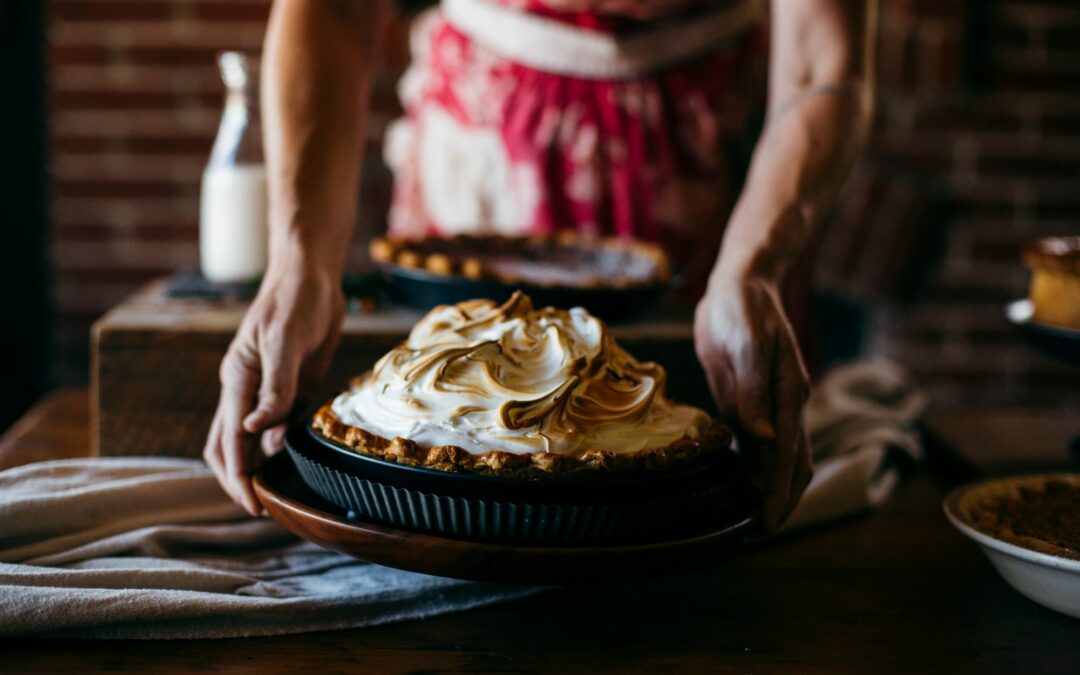Recipe: Pumpkin Pie with Mile High-Meringue